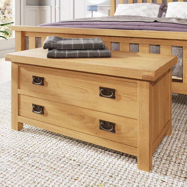 Oakdale Oak Blanket Box